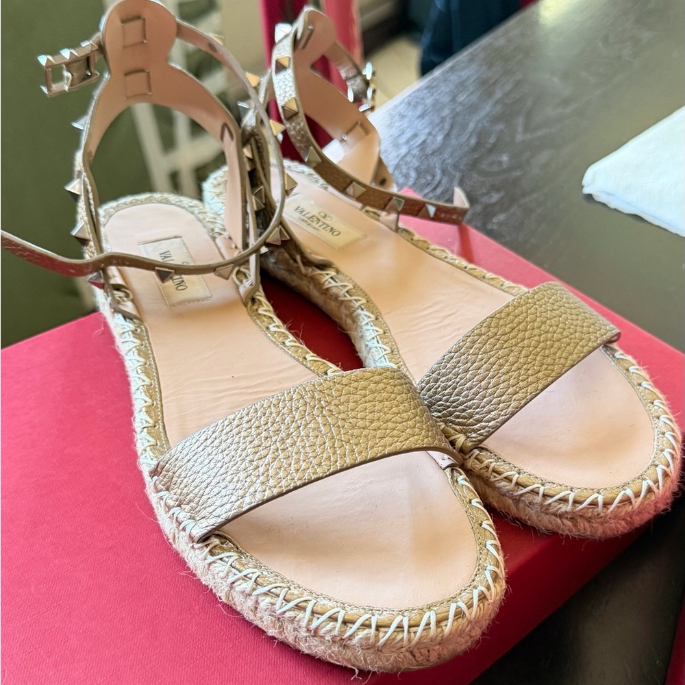 Valentino Rockstud leather espadrille